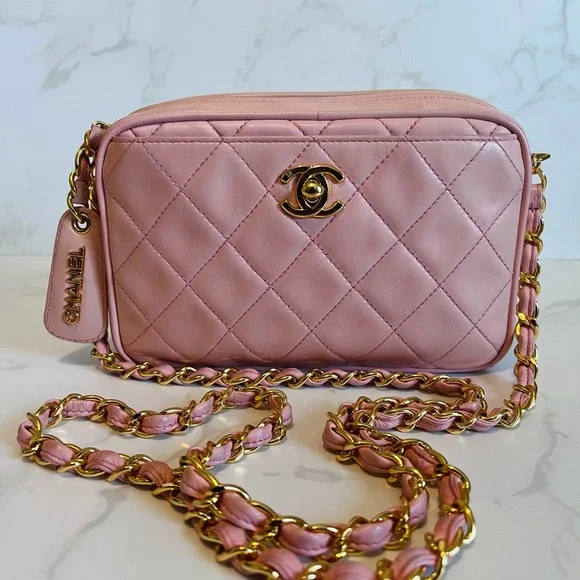 SOLD Small Vintage CHANEL Pink Lambskin Camera Bag - Picture 2 of 13